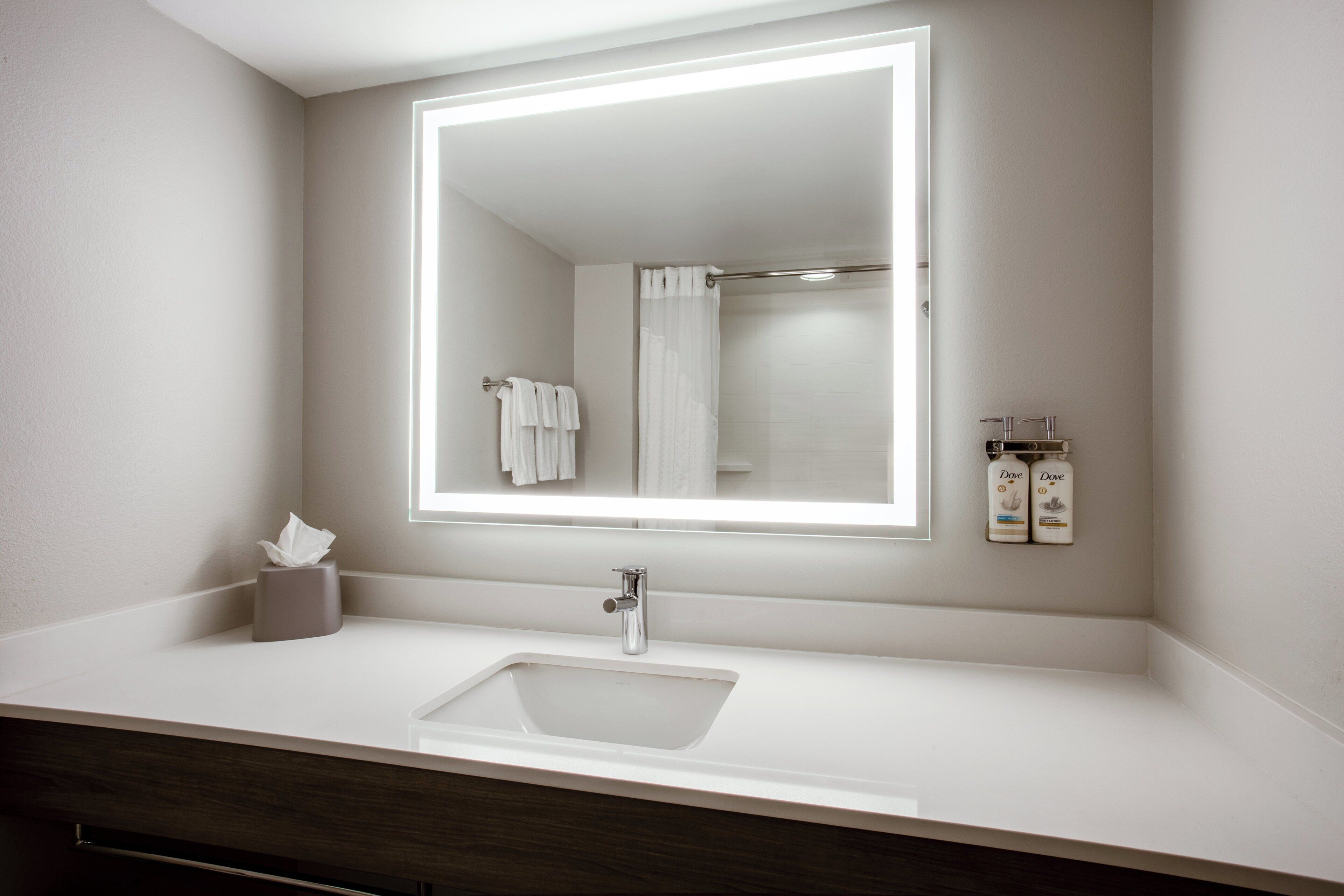 Photo - Holiday Inn Express & Suites Bradenton East-Lakewood Ranch by IHG