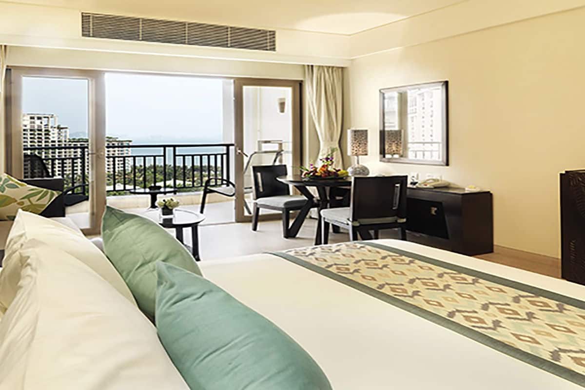 minibar, in-room safe, desk, soundproofing