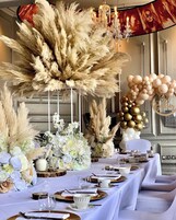 Lunch, dinner and brunch served