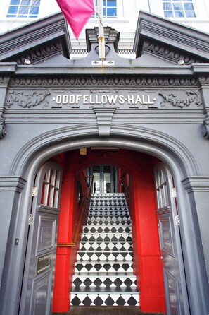 Entrée de l’hébergement