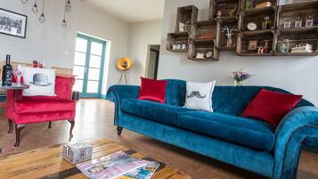 Apartment, Annex Building | Living area | Flat-screen TV