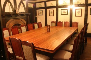 Restaurant - Bridge Farmhouse (Salisbury)