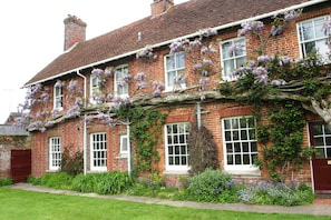 House, Accessible, Ensuite (Farmhouse) | Exterior - Bridge Farmhouse (Salisbury)