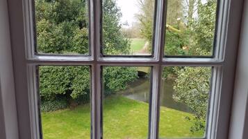 Nhà, phù hợp cho người khuyết tật, có phòng tắm riêng (Farmhouse) | 8 phòng ngủ