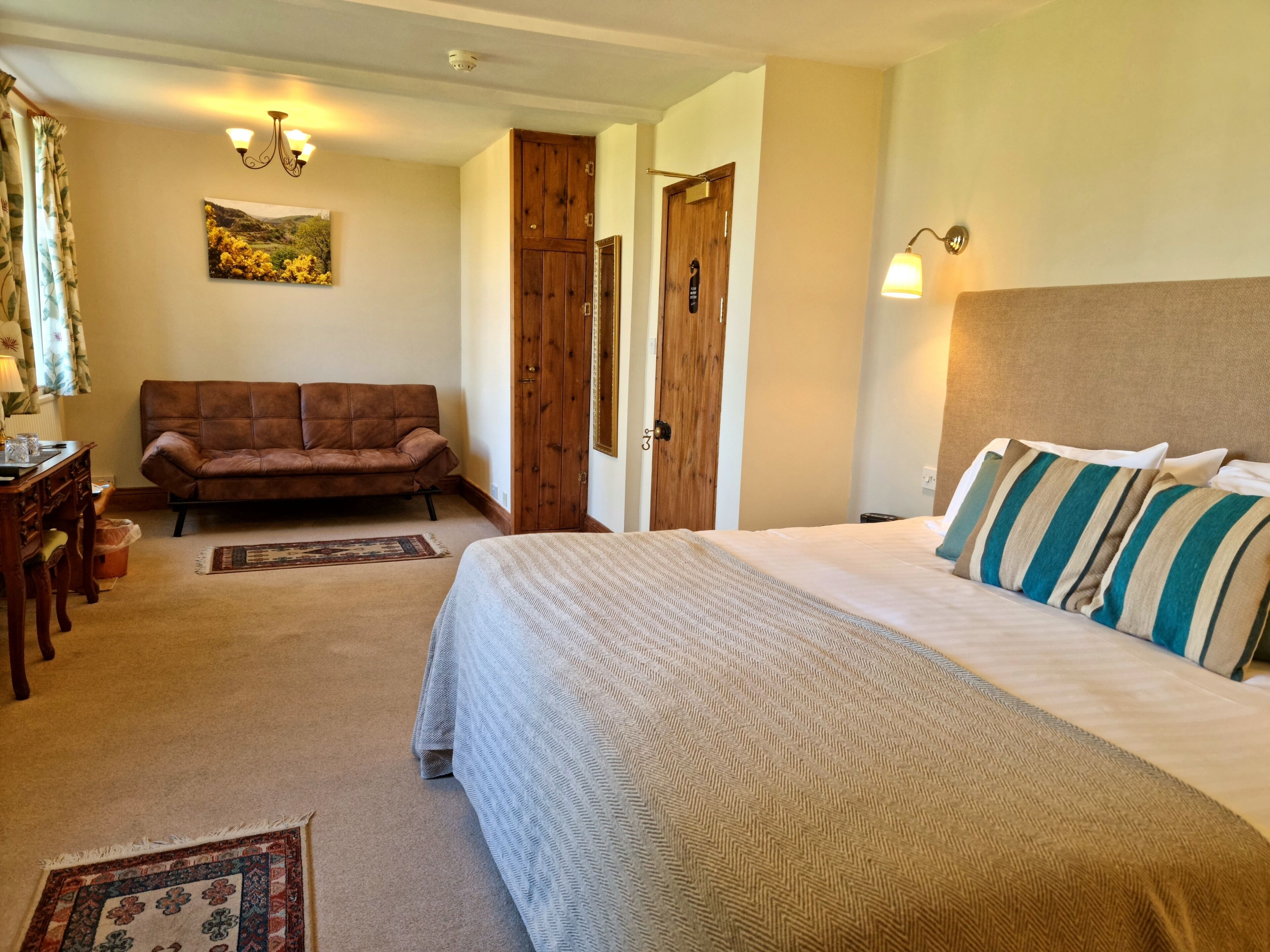 Double or Twin Room (Feature) | Premium bedding, individually decorated, individually furnished, desk