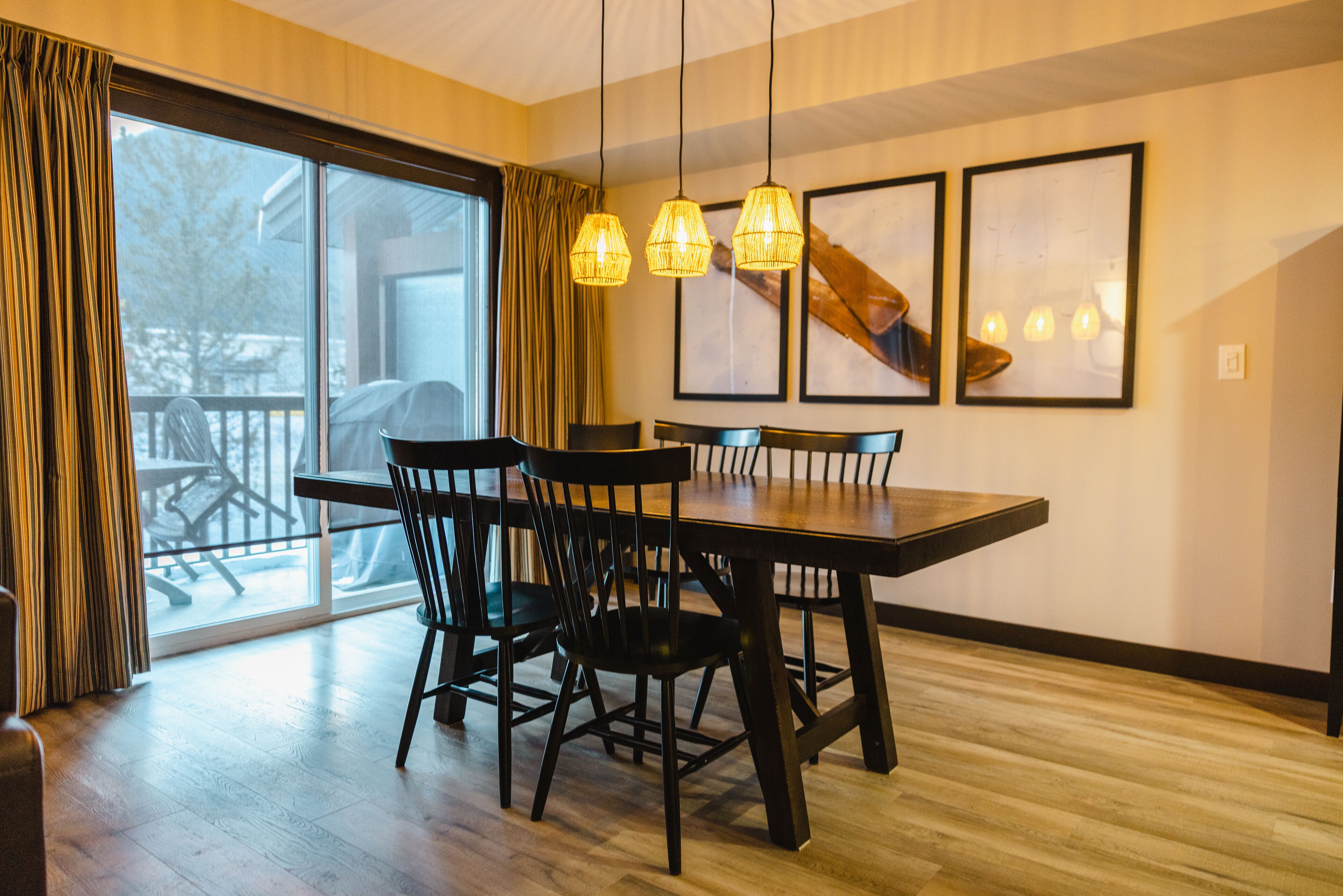 condo | in-room dining