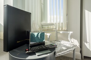 Superior-dobbeltværelse - eget badeværelse | Individuelt design, individuel indretning, mørklægningsgardiner