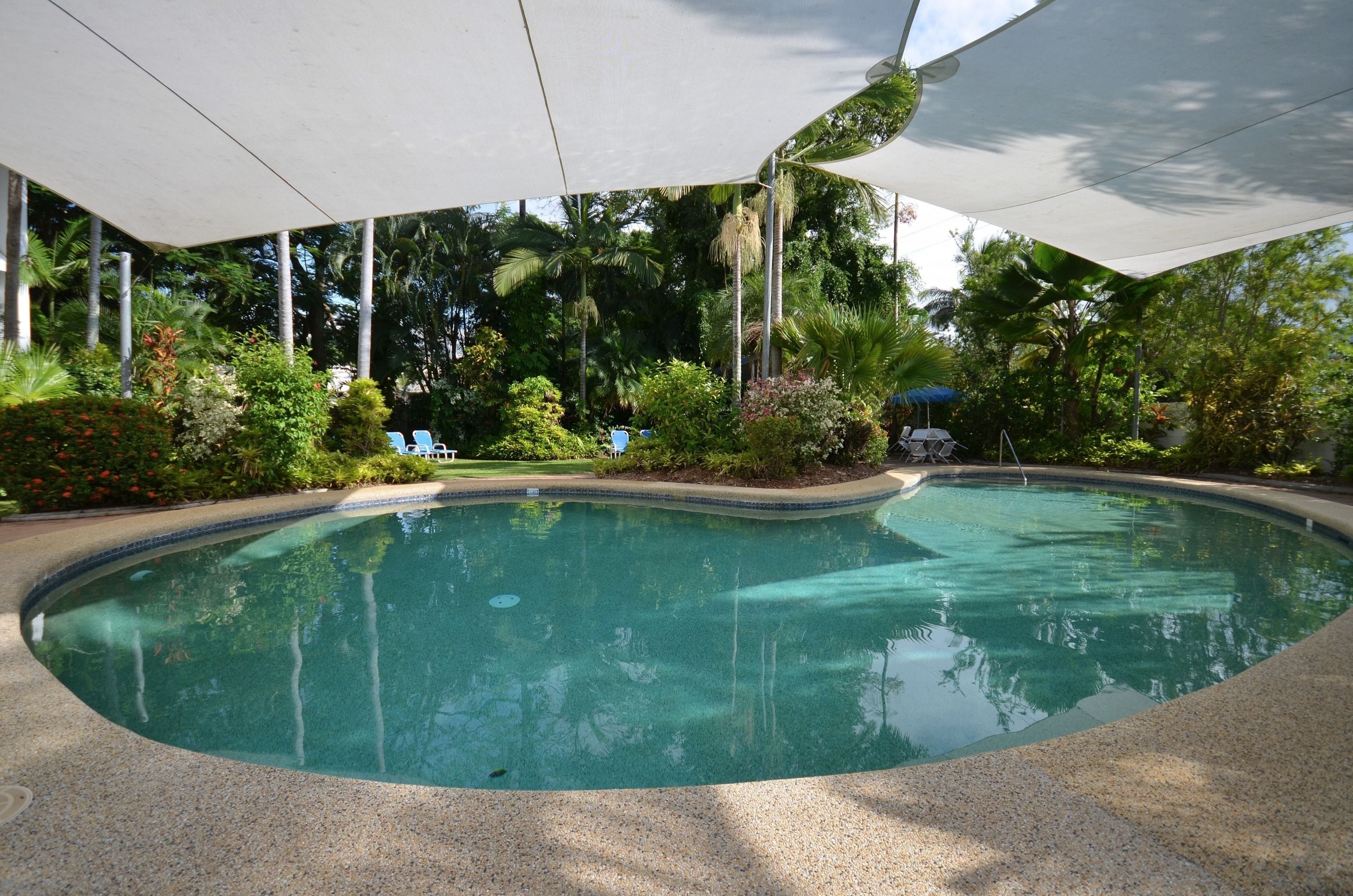 Roydon Beachfront Apartments — image 29