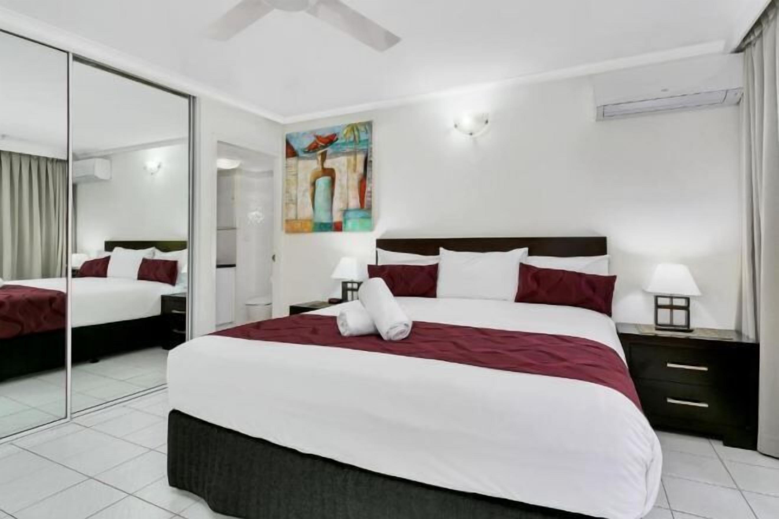 Premium bedding, in-room safe, desk, soundproofing