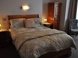 Habitación doble, baño privado | 1 dormitorio