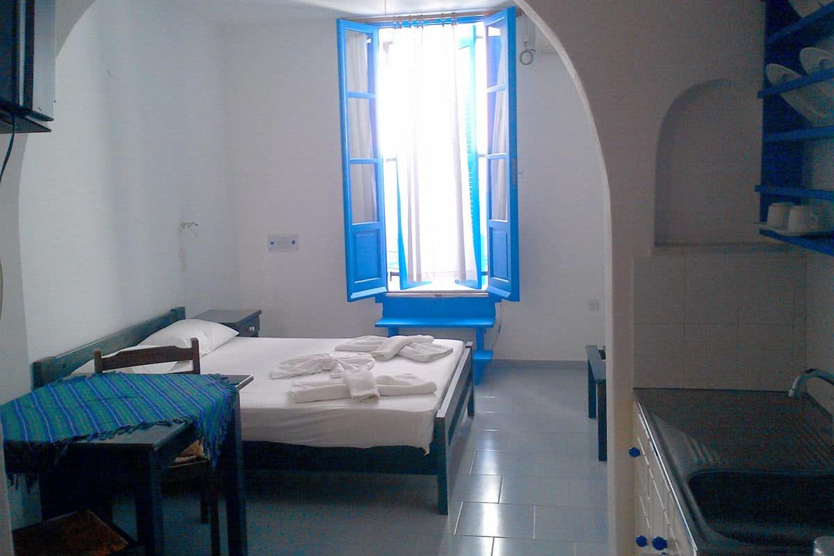 Economy Studio | Minibar, desk, free WiFi, bed sheets