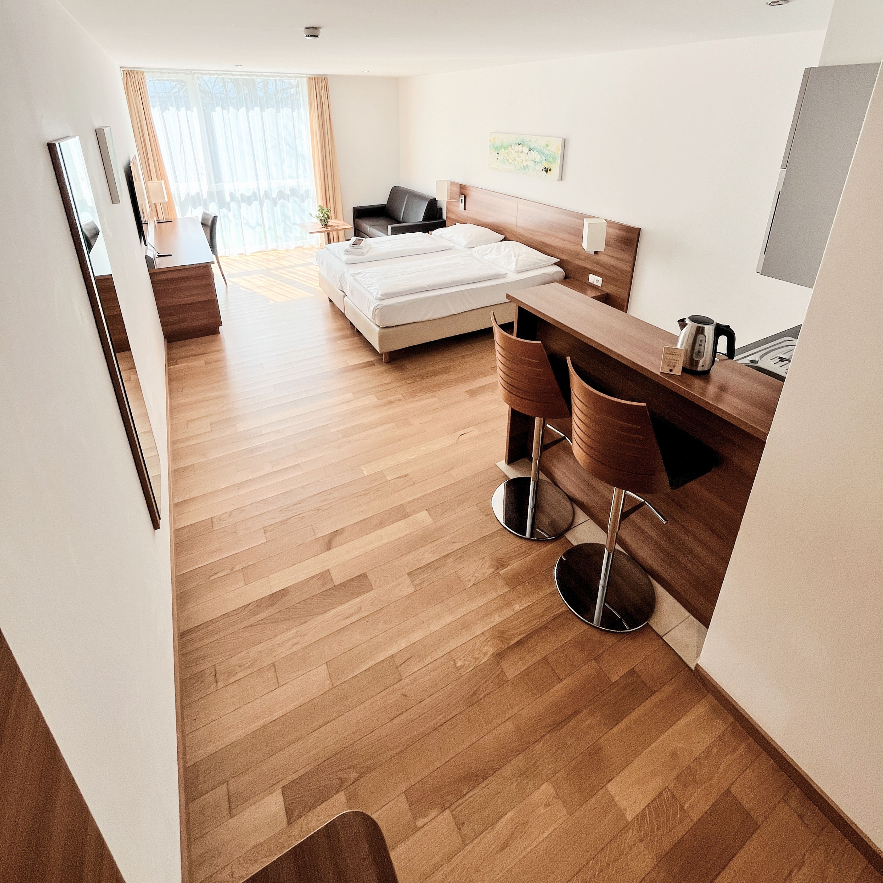 Apartemen, dapur (2 persons) | Seprai antialergi, brankas, meja kerja, dan ruang kerja ramah laptop