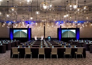 Meeting facility - Kimpton EPIC Hotel by IHG (Miami)