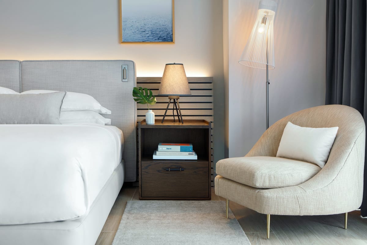 1 bedroom, premium bedding, pillowtop beds, minibar