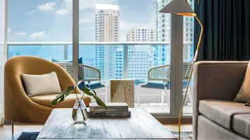 Suite, 1 slaapkamer (High Floor) | Uitzicht vanuit de kamer