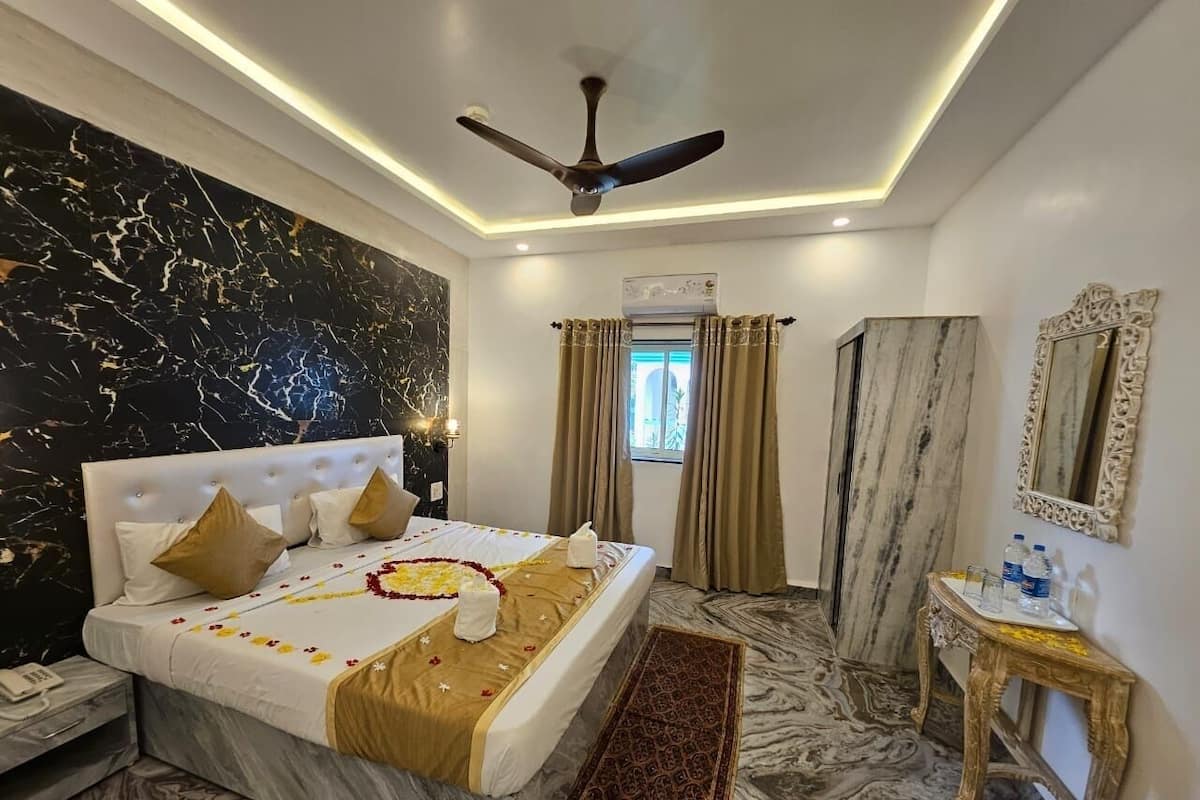 Royal Villa
