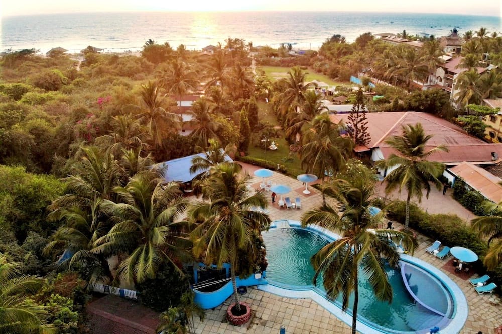 Paradise Village Beach Resort