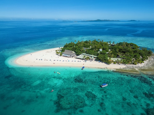 Beachcomber Island Resort