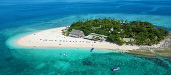 Beachcomber Island Resort