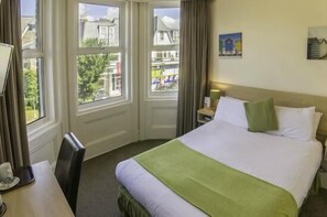 Club Double Room | Desk, iron/ironing board, free WiFi, bed sheets