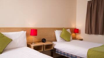 Desk, iron/ironing board, free WiFi, bed sheets