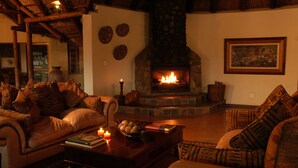 Lounge - Jackalberry Lodge (Hoedspruit)
