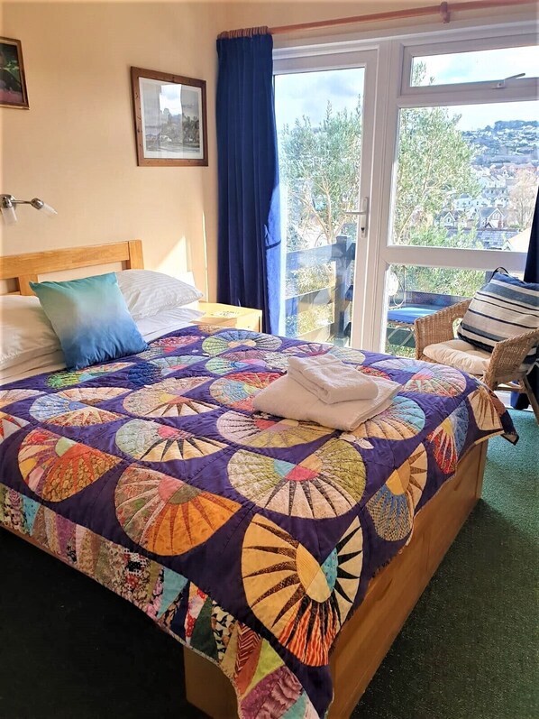 Chambre Double, salle de bains attenante