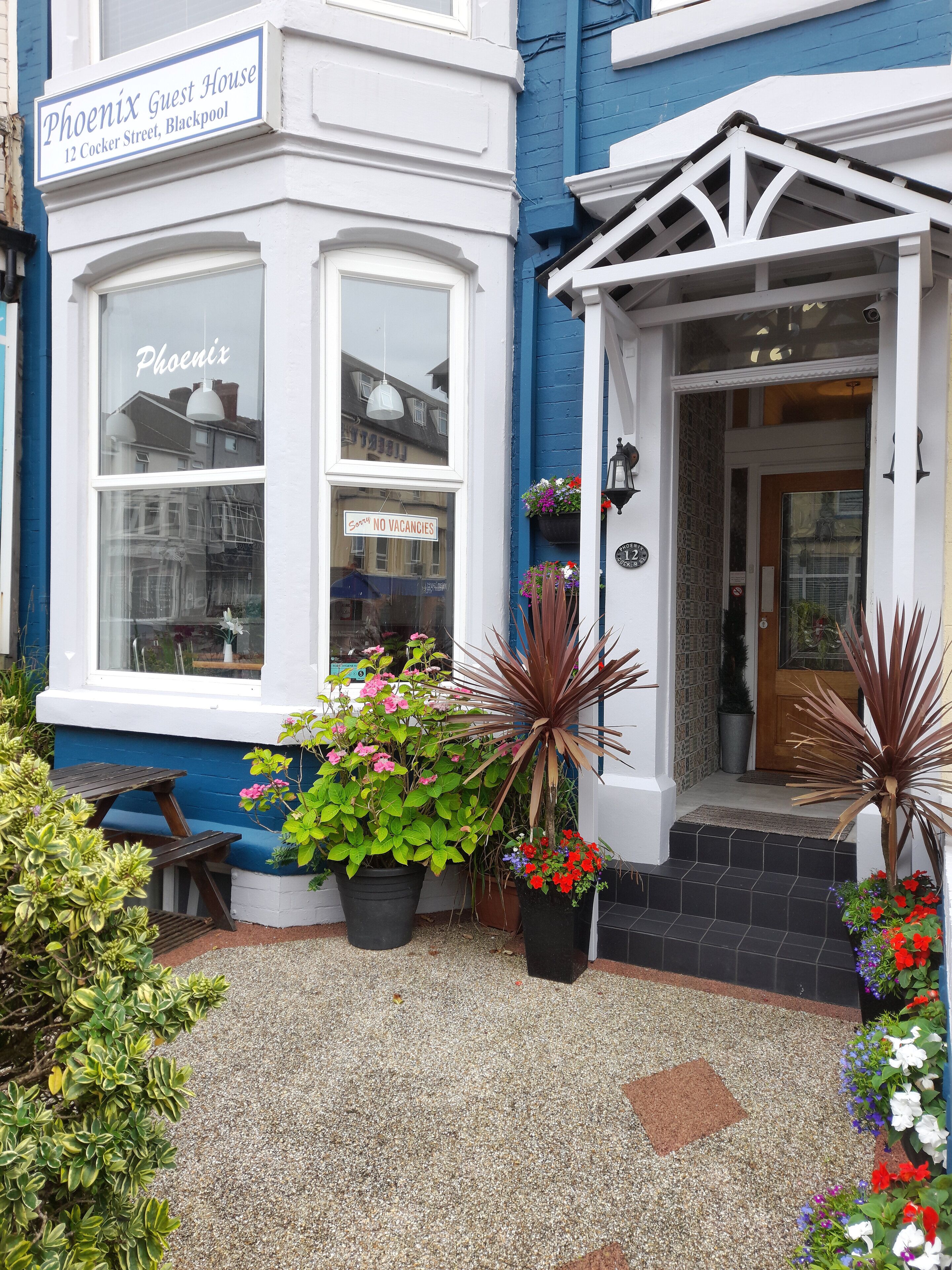 Fachada de la propiedad