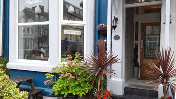 Fachada de la propiedad