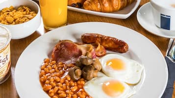 Daily full breakfast for a fee