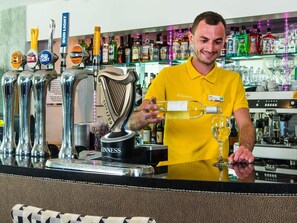 Bar (on property) - ibis Styles Crewe (Crewe)