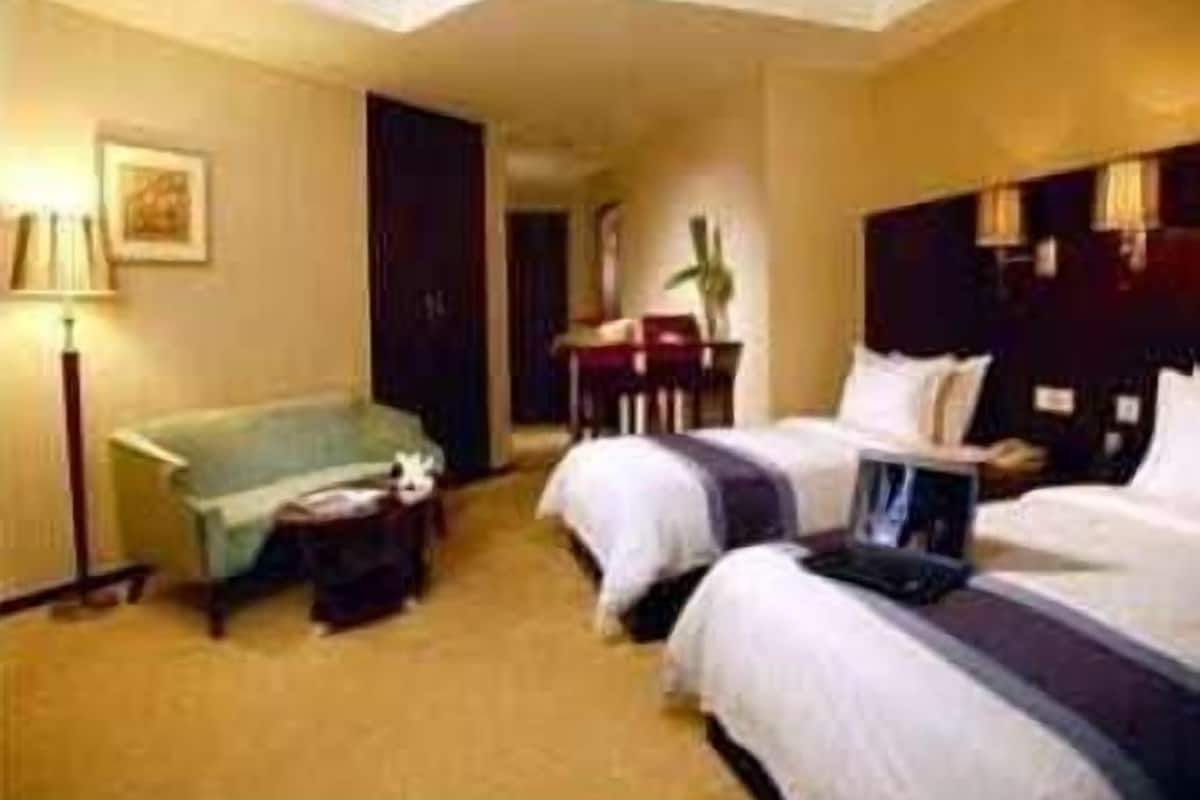 In-room safe, desk, iron/ironing board, rollaway beds