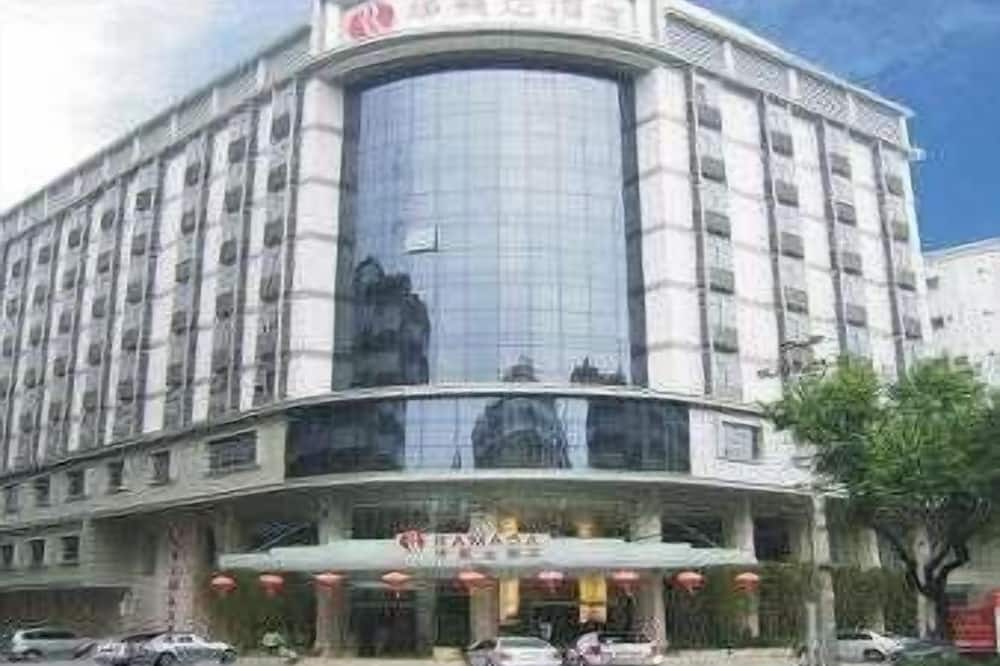Ramada Meizhou
