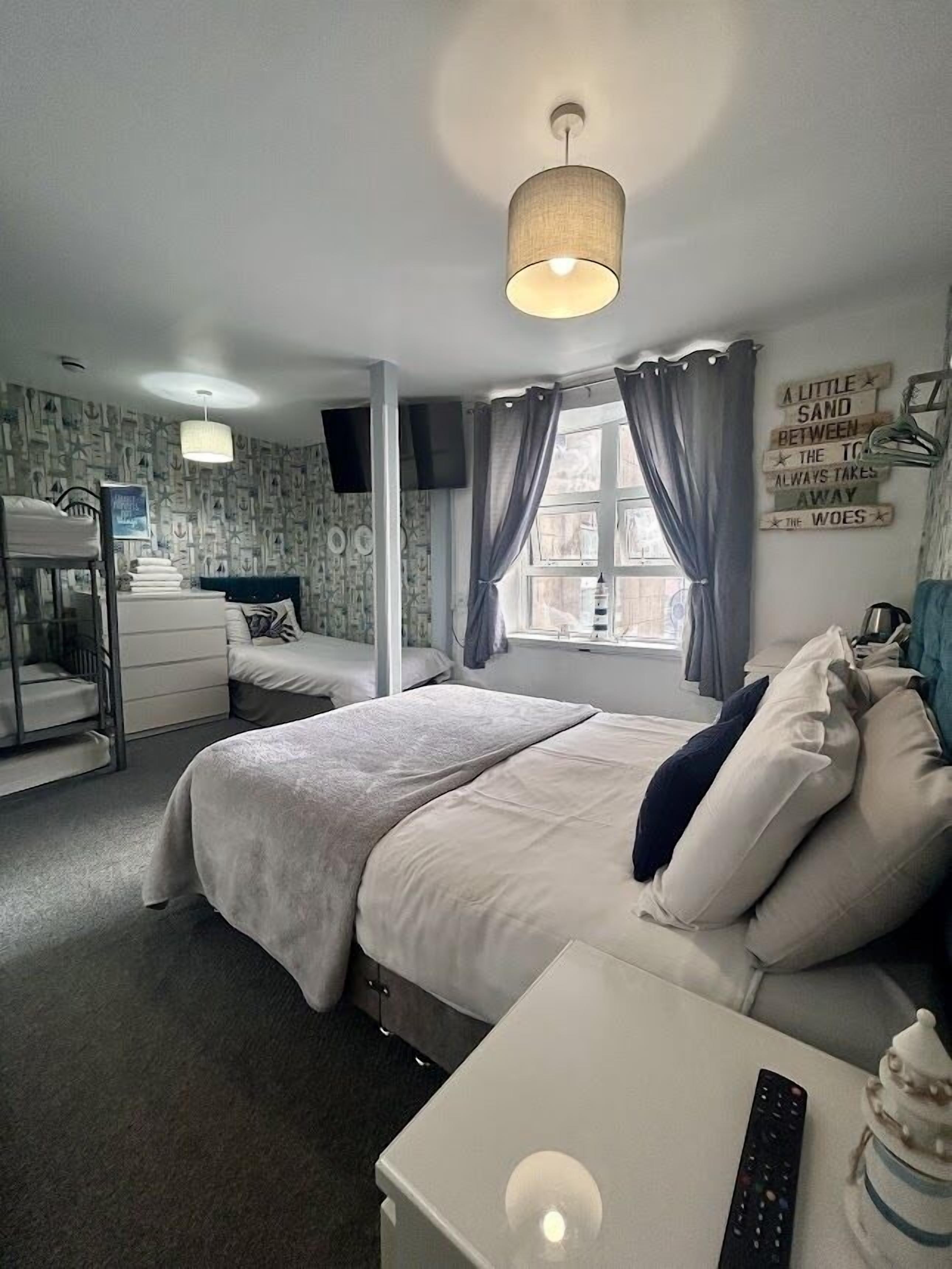 Photo - Sandford Promenade