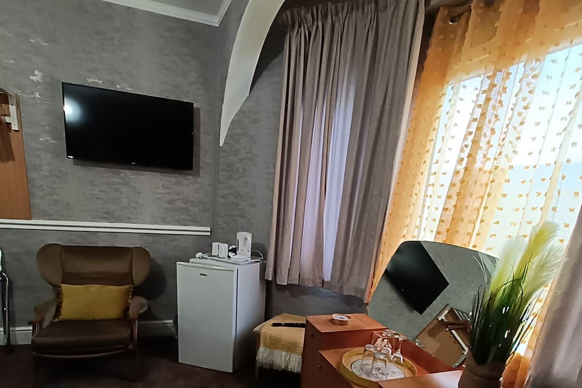 Superior Double or Twin Room, Ensuite, Garden View