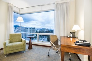 View from room - Holiday Inn Express Quito by IHG (Quito)