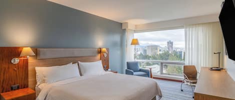 Standard Room, 1 King Bed | 1 bedroom, premium bedding, down comforters, pillowtop beds