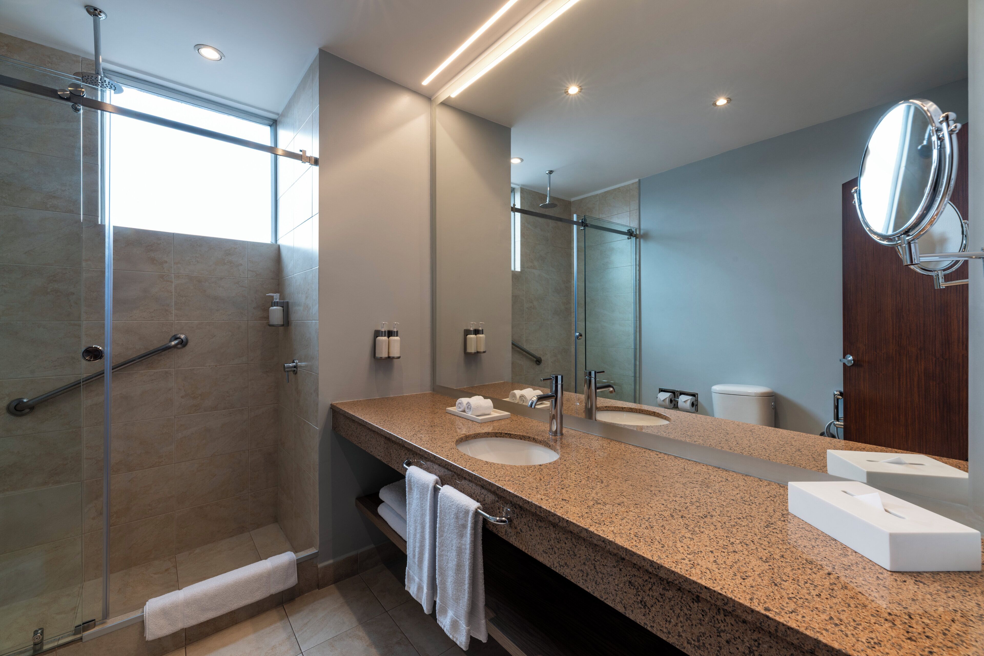 Photo - Holiday Inn Express Quito, An Ihg