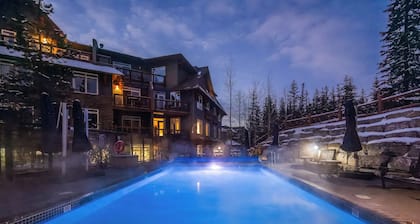 Blackstone Mountain Lodge by CLIQUE