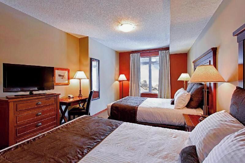 Brankas, tirai kedap cahaya, setrika/meja setrika, dan Wi-Fi gratis