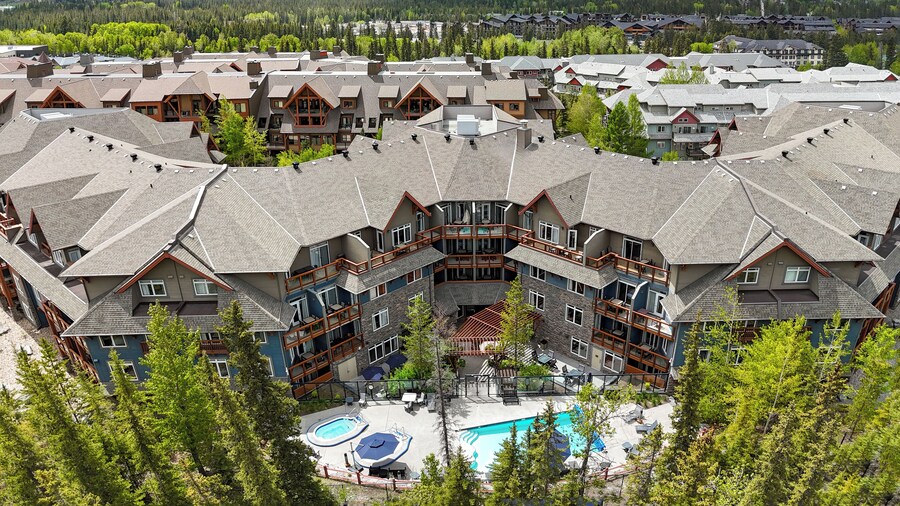 ブラックストーン マウンテン ロッジ バイ クリーク