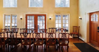 Elmrock Inn