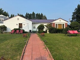 Televisión 107 cm con canales de televisión por cable