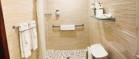 Double Room, Non Smoking (No Pets Allowed) 2 Double Beds | Literie de qualité supérieure, Wi-Fi gratuit, draps fournis, réveils