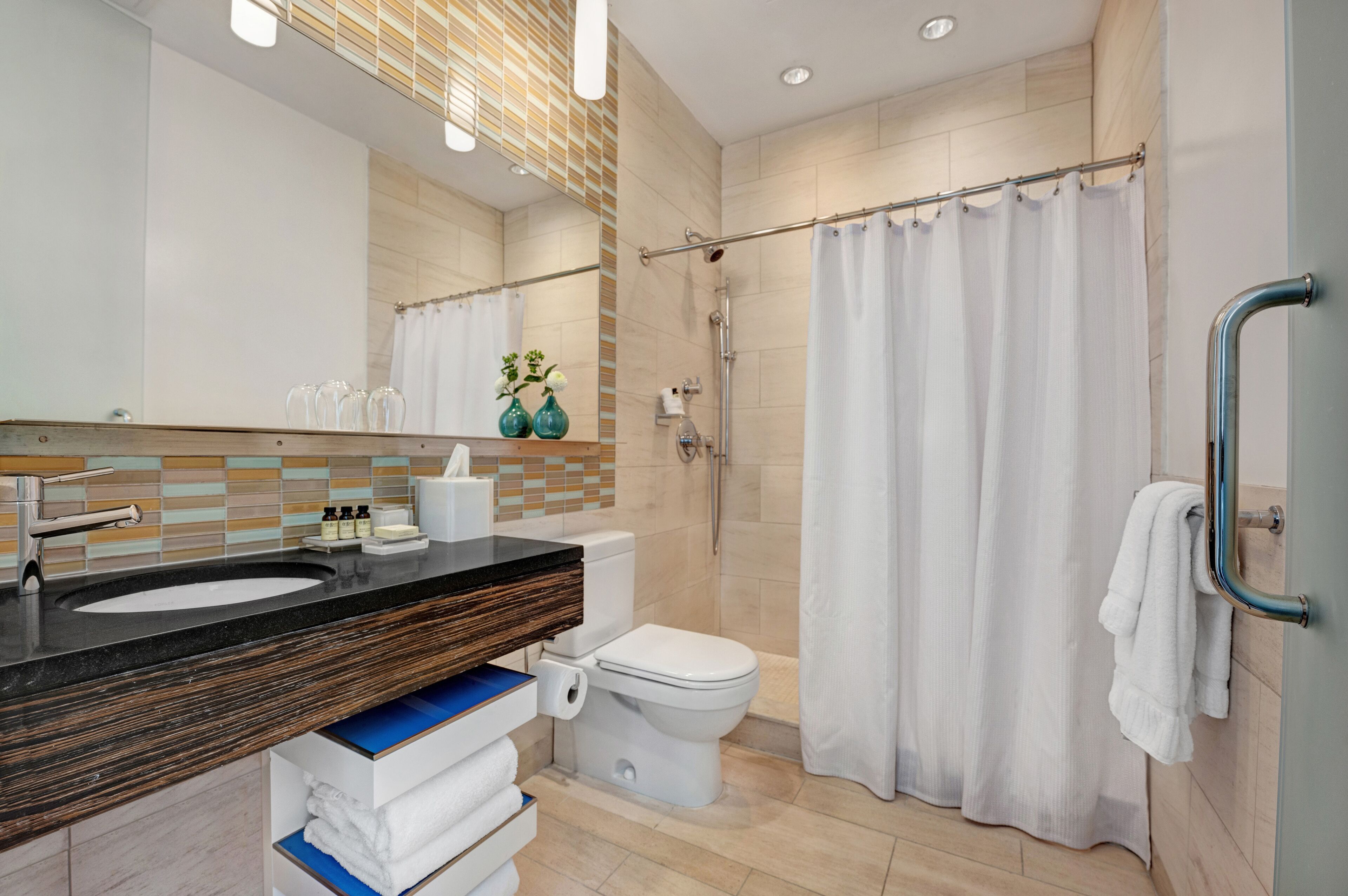 studio, terrace | bathroom | shower, designer toiletries, hair dryer, bathrobes
