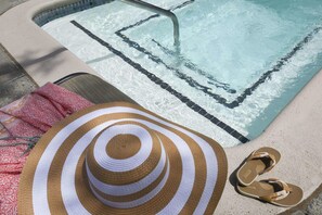 Beach massages - Benbow Historic Inn (Garberville)