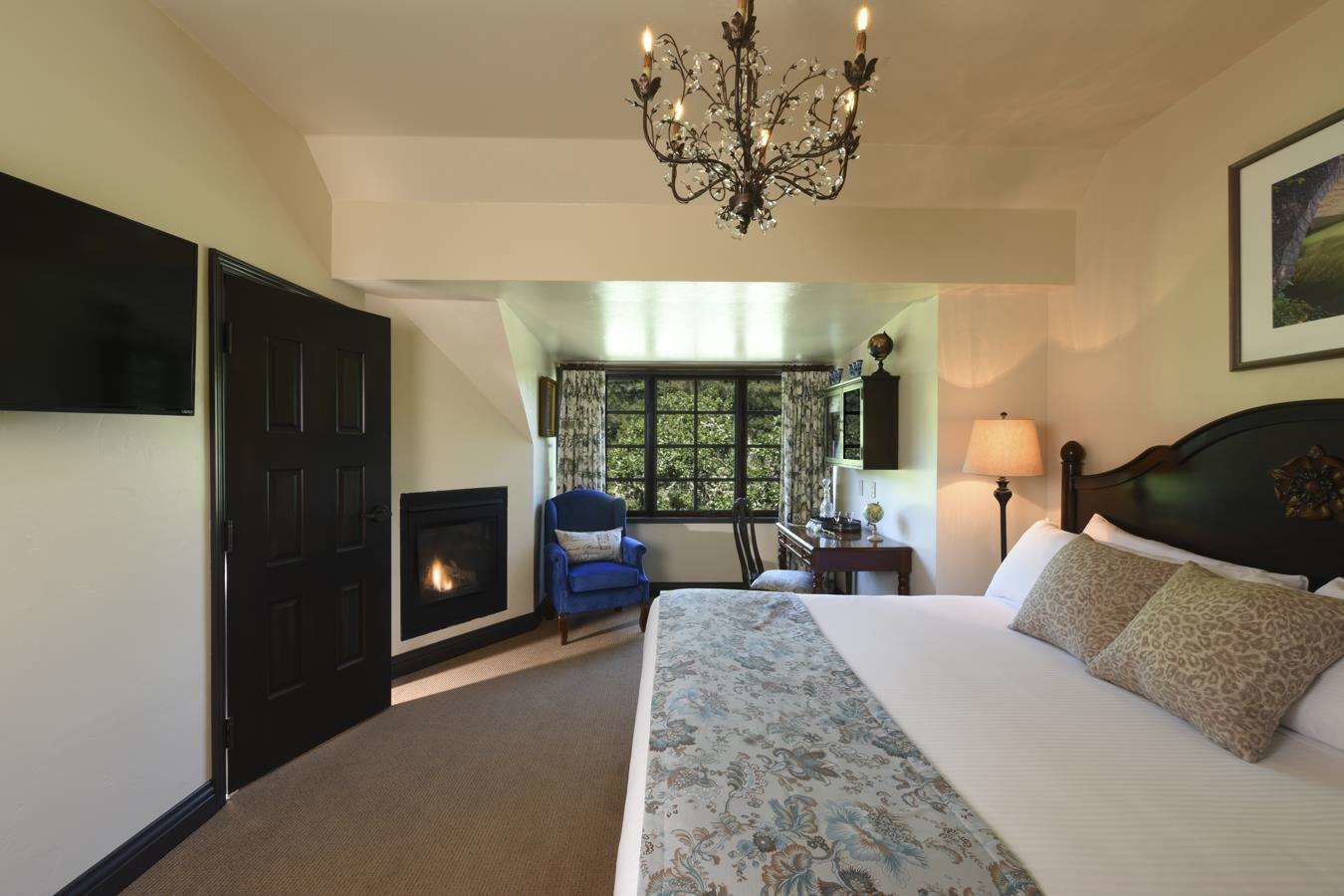 individually furnished, desk, iron/ironing board, free cots/infant beds