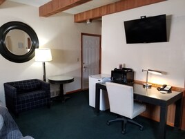 Standard Double Room, 2 Double Beds | Room amenity