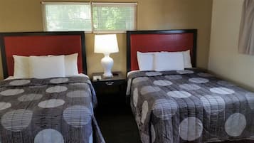 Standard Double Room, 2 Double Beds | Room amenity