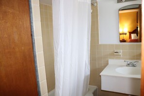 Room, 2 Queen Beds | Bathroom